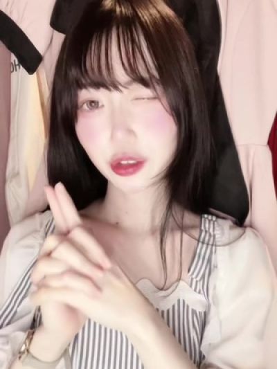 大阪 コンカフェ 私服でばっきゅん！💘 上手になりたい！ #大阪コンカフェ #梅田コンカフェ #コンカフェ大阪 #コンカフェ #黒髪ロング #コンカフェ女子 #自撮り女子 #フォロー歓迎 #大阪ミナミ #ミナミ #難波コンカフェ @コンカフェ⭐️眠らない遊園地 #難波カフェミナミコンカフェ  