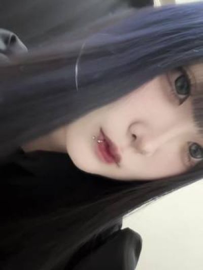 大阪 コンカフェ カメラワークとかしらない。ちょっと前のやつ #コンカフェ #派手髪 #サブカル女子 #おすすめのりたい #地雷系女子 